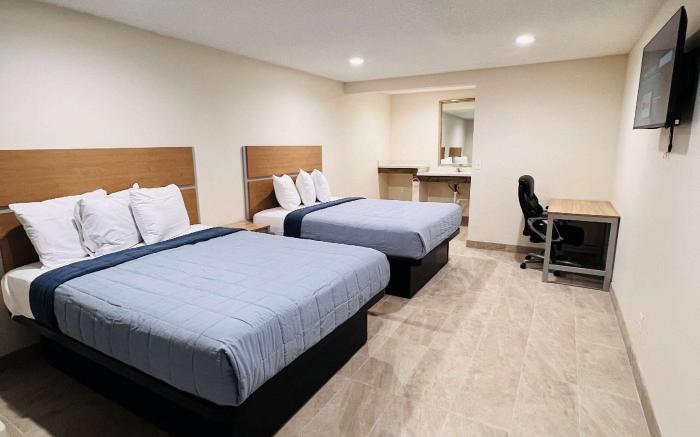 Super 8 by Wyndham Bakersfield CA