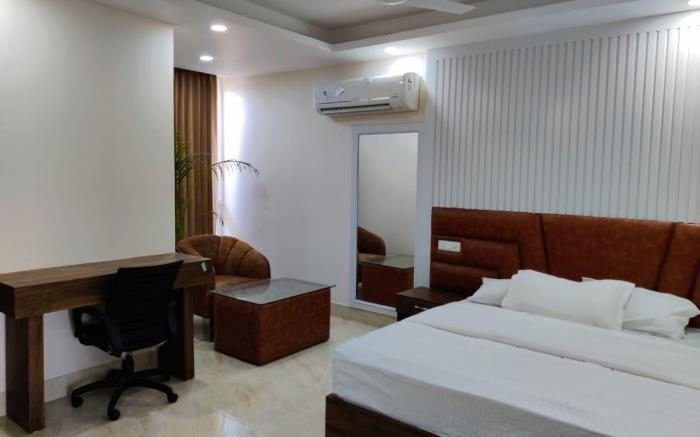 HOTEL MAIRA