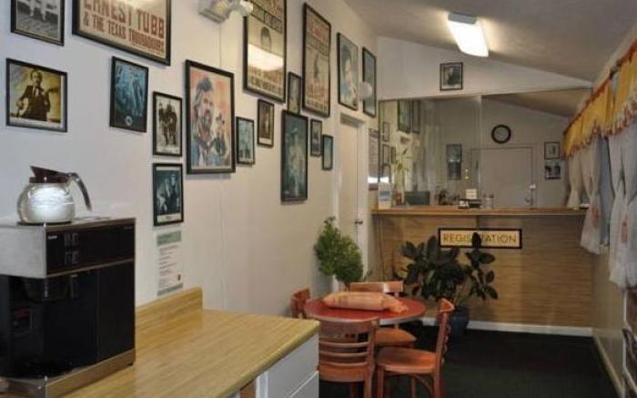 Drakes Creek Inn - formerly The Relax Inn