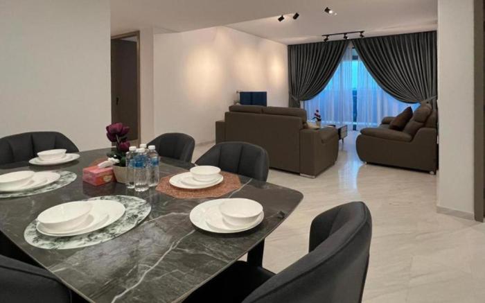 Eaton Residences KLCC by Luna