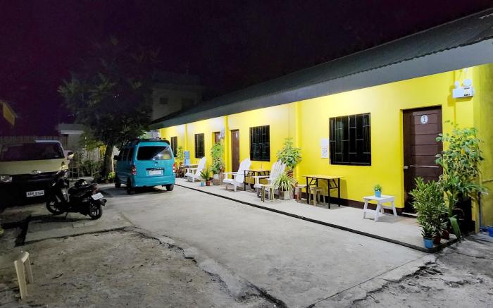 Laidback studio unit near Kota Beach w/ fast WiFi 