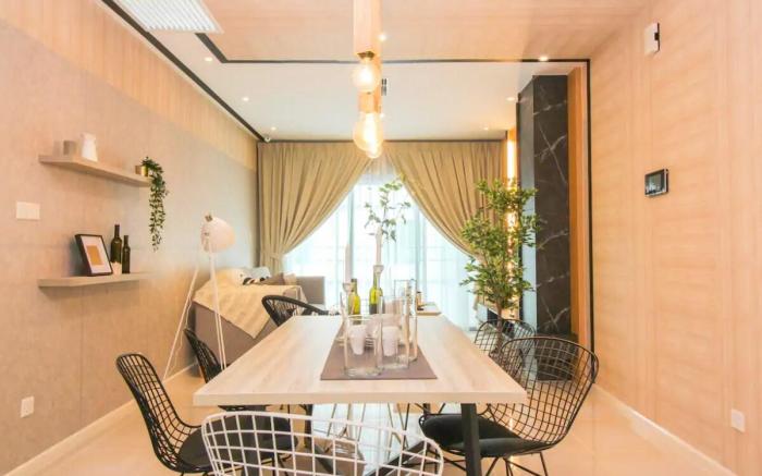 Emperor Suite . Suasana @ 2BR 4Pax by RR JBcity