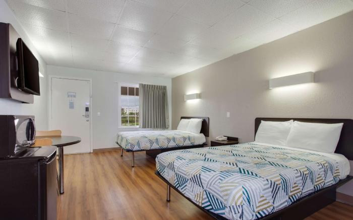 Motel 6 Walterboro, SC