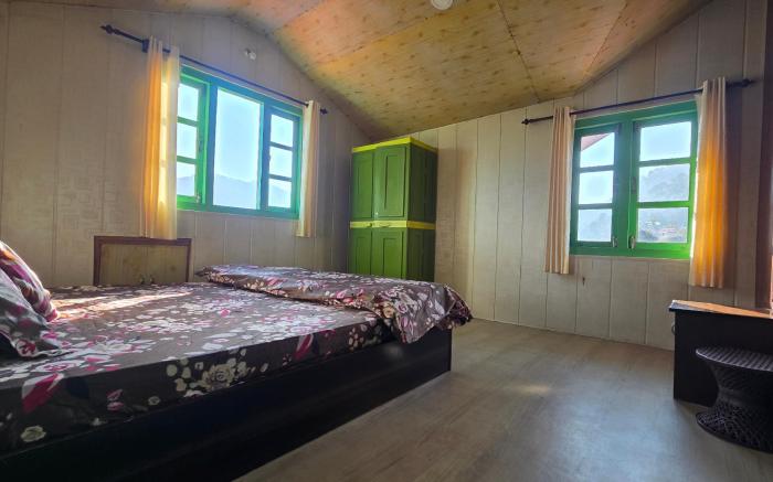 THE CITY ESCAPE FARMHOUSE 