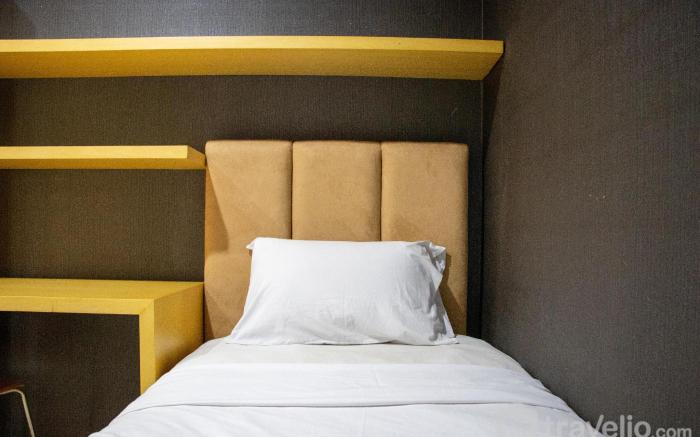 Comfort 2BR at Nifarro Park Apartment By Travelio