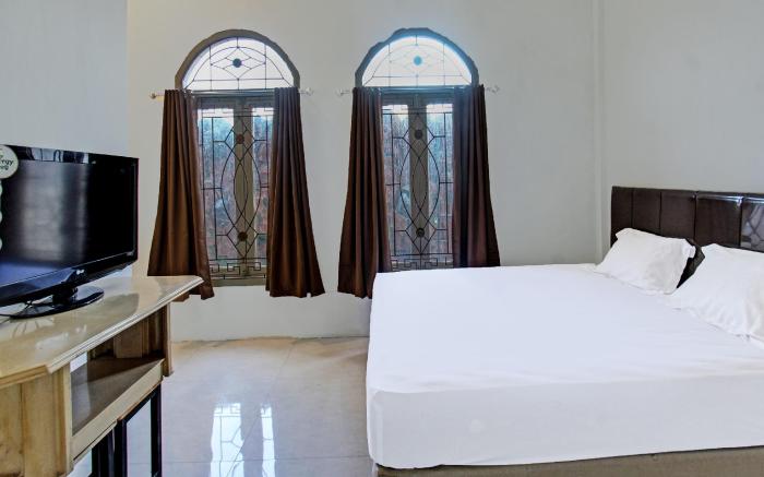Hotel O Ayu Bypass MansionNearBundaran Gerung