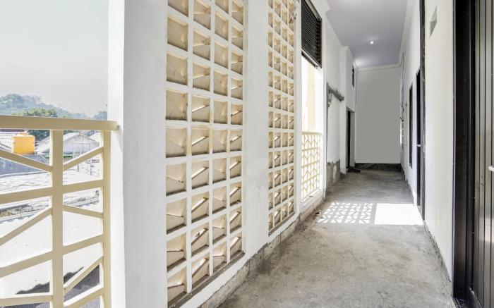 SPOT ON 91745 Rumah Kost Gresik Syariah