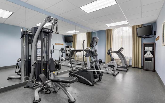 Best Western Plus River Escape Inn and Suites