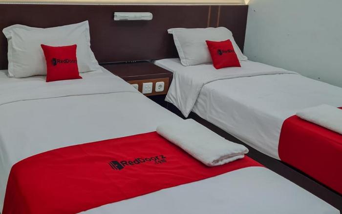 RedDoorz Plus @ Hotel Royal Palangka Raya