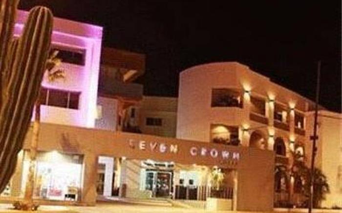 Seven Crown Express & Suites by Kavia