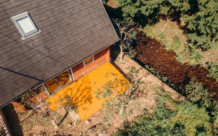 Log house located along the river, Shizuoka Atami