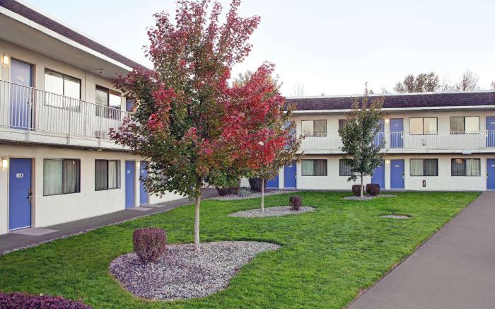 Motel 6 Troutdale, OR - Portland East