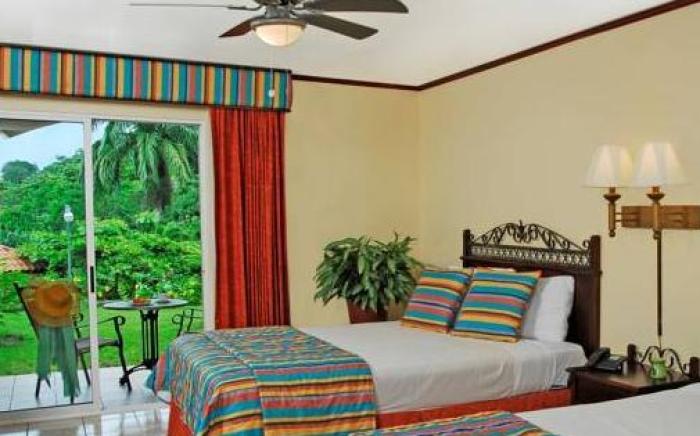 Parador Nature Resort and Spa