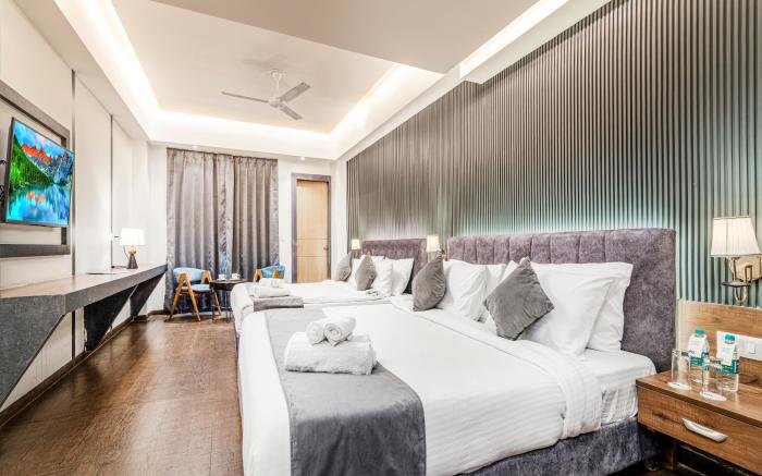 Hotel Ganga Bliss By DLS Hotels 