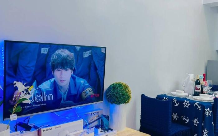 Cozy Condo w/Balcony & PS4 | Malate near La Salle