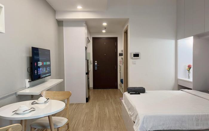 Studio Rivergate - River View, Swimming Pool, Spacious Room