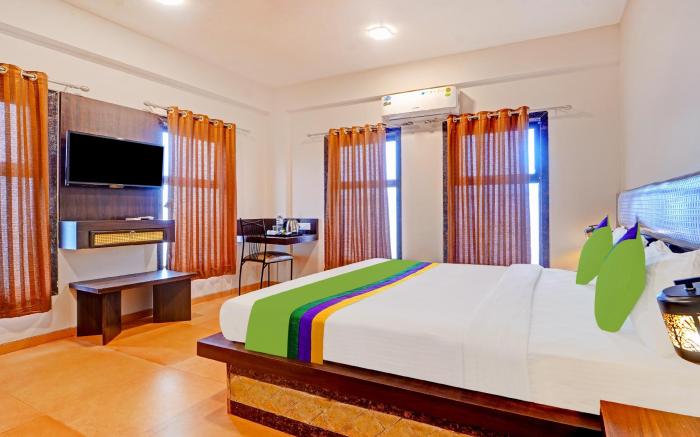 Treebo Vhyomaan Resort