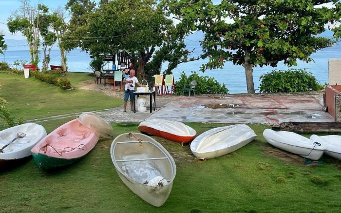 Hale Manna Coastal Gardens