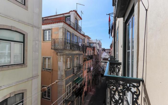 BAIRRO ALTO CLASSIC by HOMING