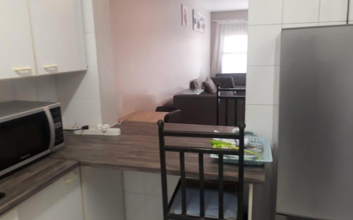 Easy  Walk To Gautrain Central Apartment Sandton
