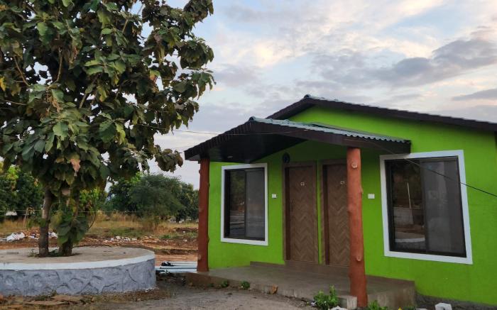 HillRock Resort & Villas, Karjat