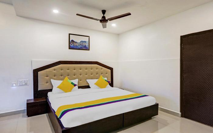 Itsy Hotels Regalia Grand, 500 Mtrs From Madikeri Fort