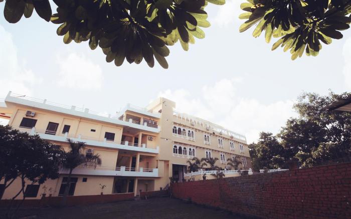 The Kanchangarh Resort