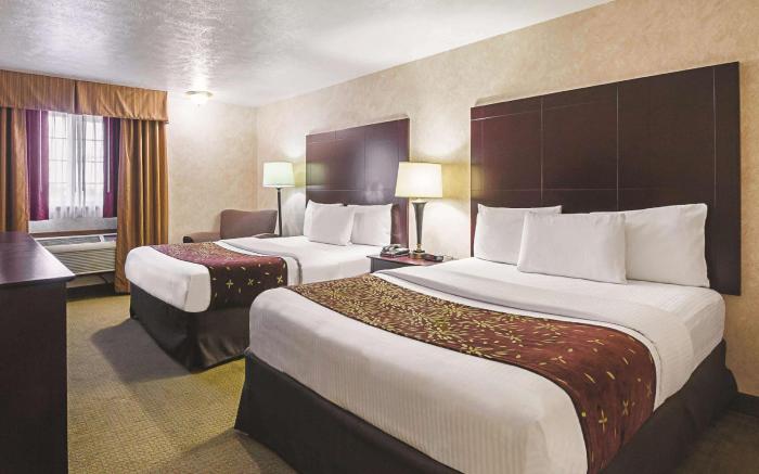 La Quinta Inn & Suites by Wyndham Woodburn