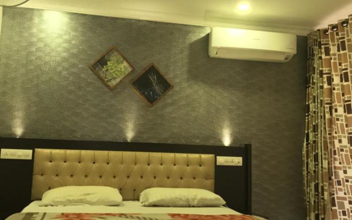 Redbell Residency