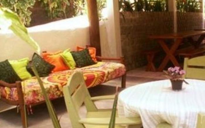 Novos Baianos Hostel e Pousada