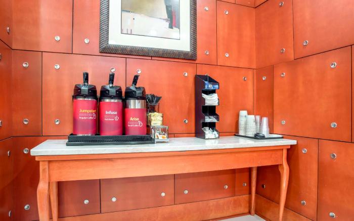 Best Western Plus Flowood Inn and Suites