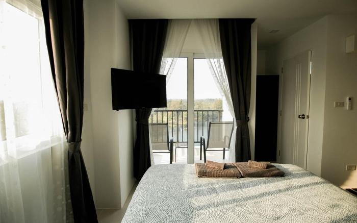 Mantra Beach Condominium Studio - M159