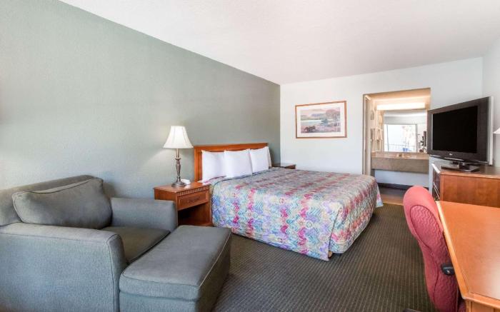 Knights Inn - Plant City FL