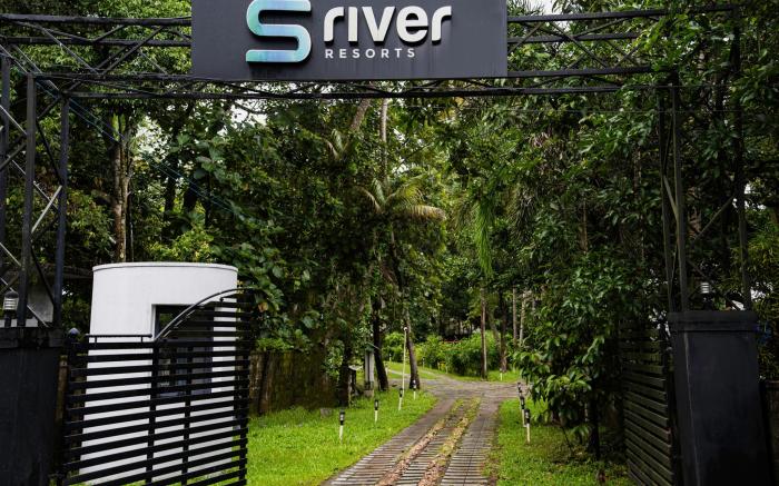 S RIVER RESORTS