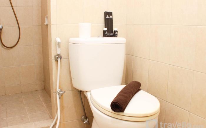 Comfort and Warm 2BR at Marina Ancol By Travelio