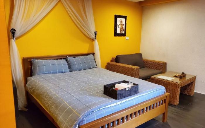 yule 育樂宅   (台南火車站,成功大學）