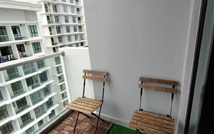 B2013The Platino Netflix 3Br Paradigm Mall By STAY