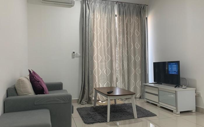 Woodsbury Suites 7722E@ butterworth, Penang