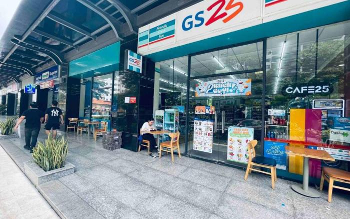 Two Gorgeous Views - River&Revenue in *NewCity*