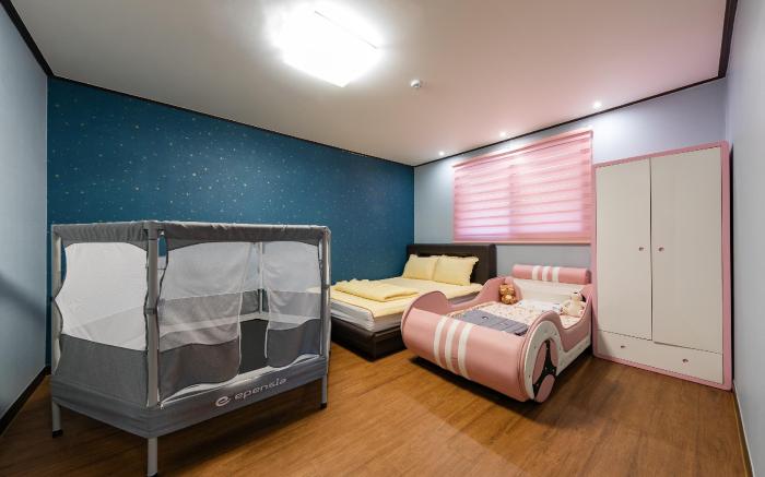 Hongcheon Nolleowa Aegyeondongban Pension