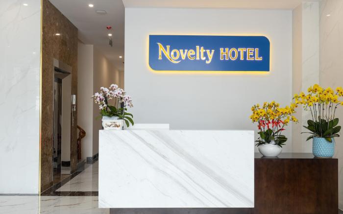 NOVELTY HOTEL