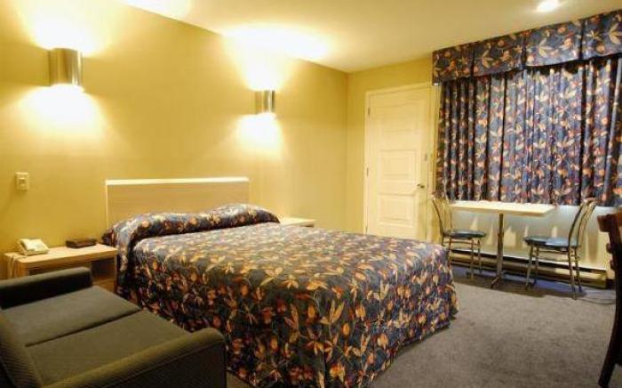 Le Fabreville Motel & Suites