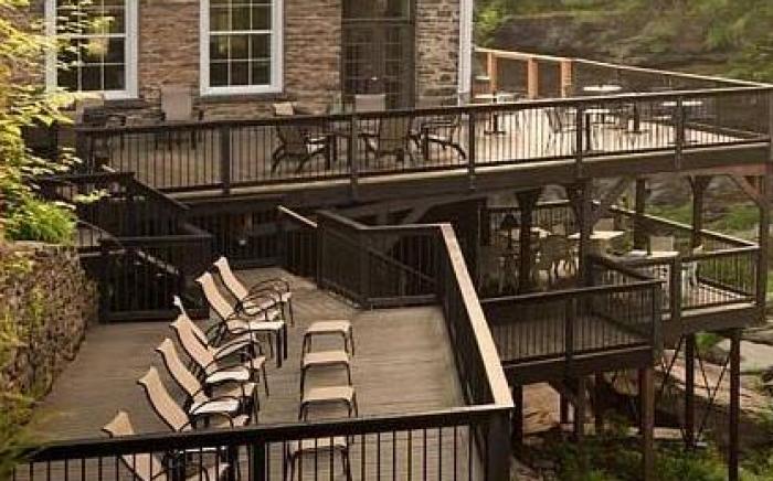 Ledges Hotel