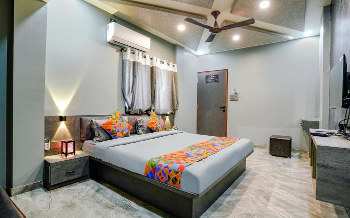 FabHotel Viva House - Talegaon
