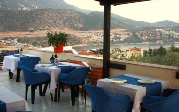 Lizo Hotel