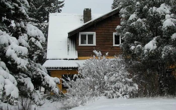 Los Juncos Patagonian Lake House