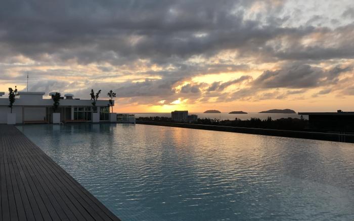 Sunset Seaview Vacation Condos @ Infinity Avenue