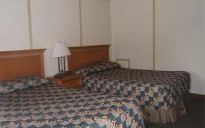 Marinette Inn