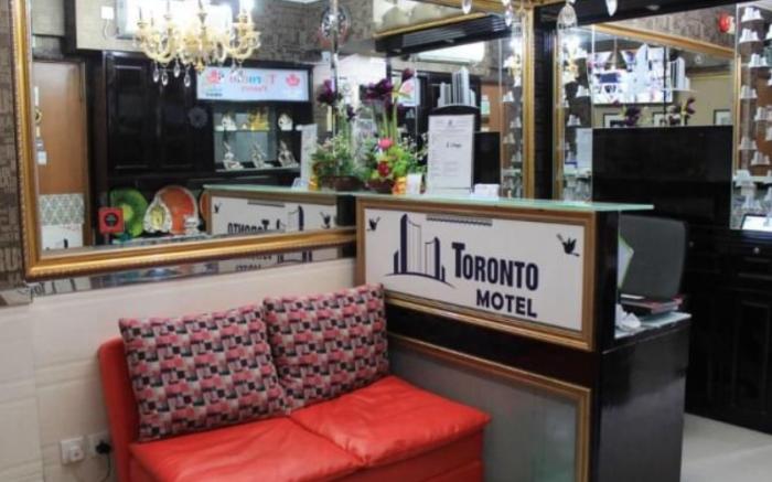 TORONTO HOLIDAYS