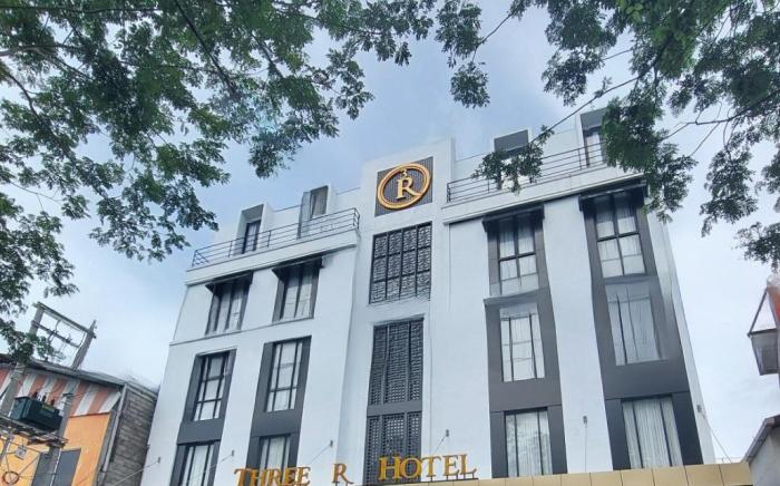 Three R Hotel